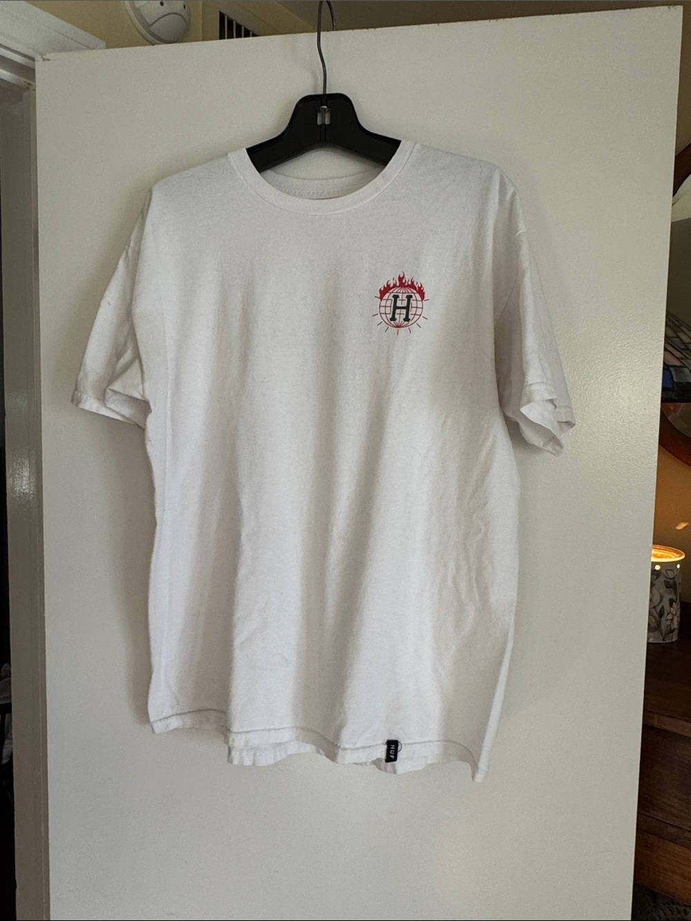 HUF White Graphic THRASHER Print Tee - Casual Men’s Shirt Size L Fair Condition